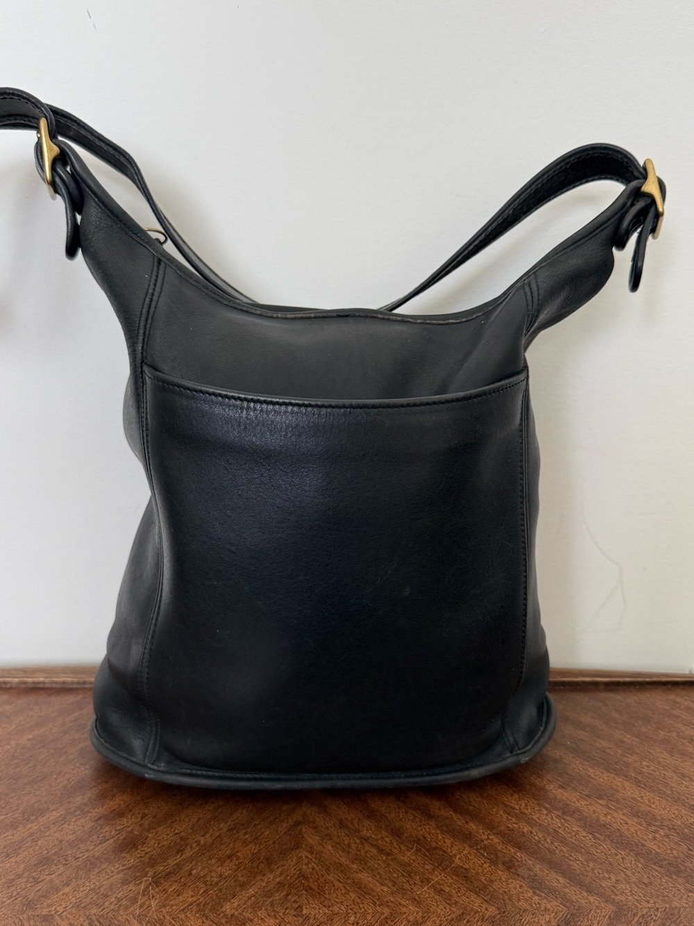 Vintage 1998 Coach Black Slim Duffle Sac